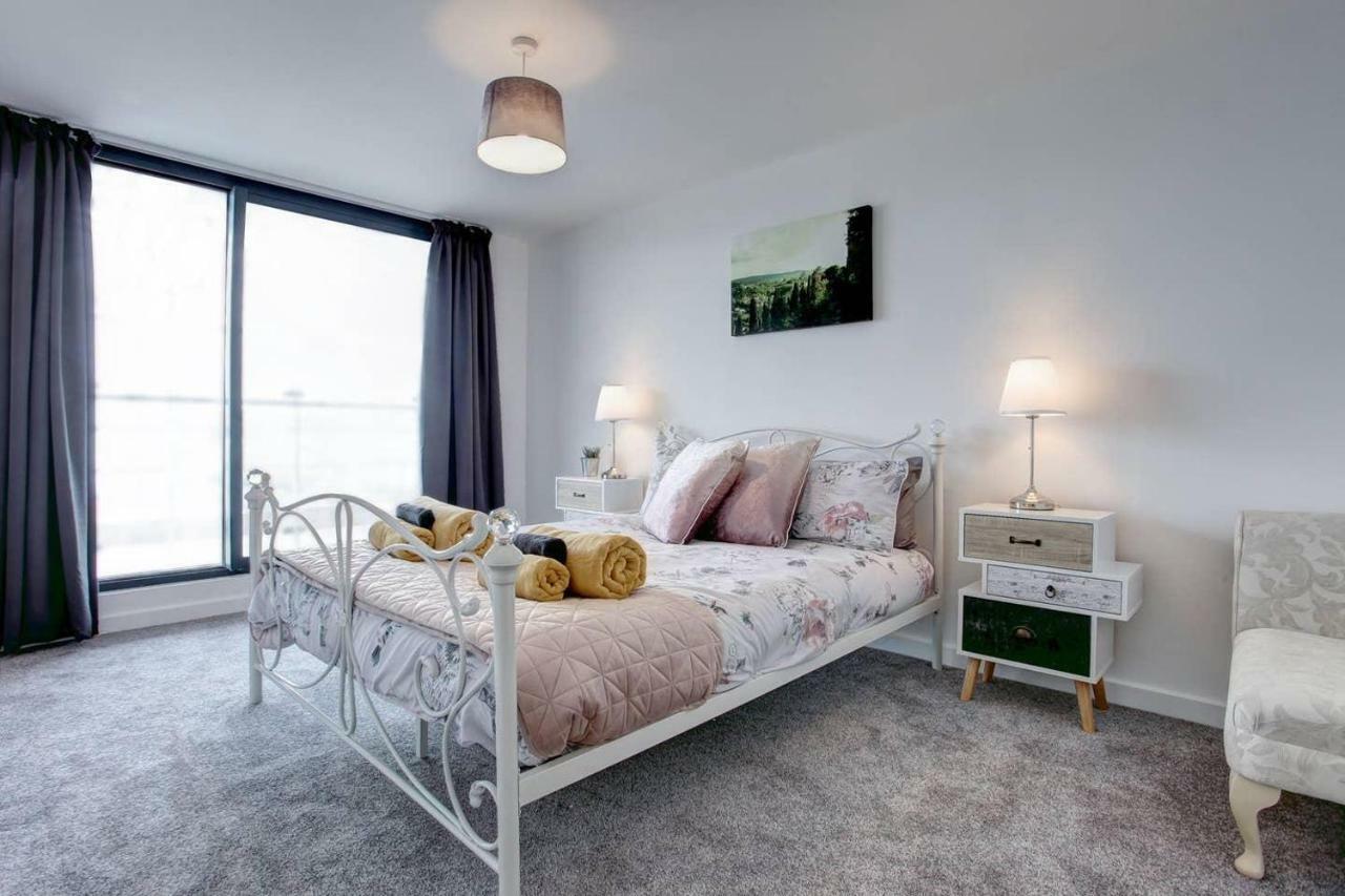 Newly Renovated Riverside Flat W/ Private Balcony Norwich Exteriör bild